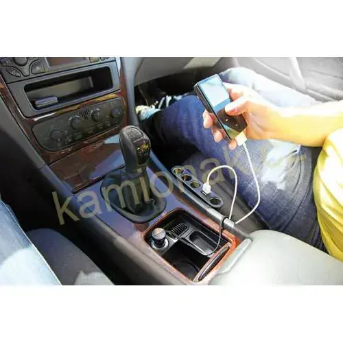 Rozčtyřka zapalovače + 2x USB - LAMPA