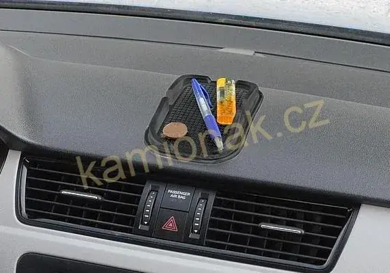 Protiskluzová podložka GRANDE - černá